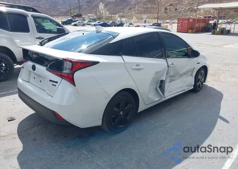 2021 Toyota Prius 2020 Edition z USA, uszkodzony, nr VIN JTDKAMFU3M3129054